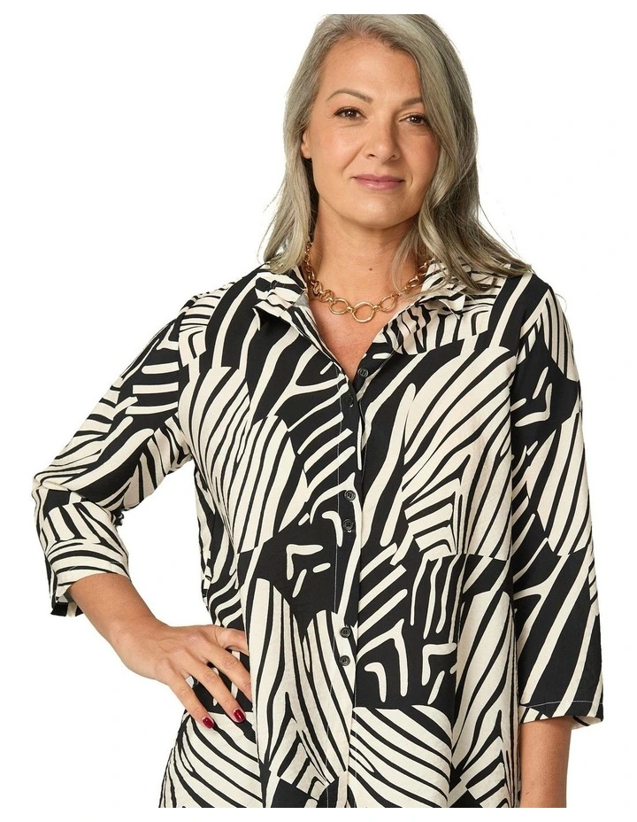 Tahara 3/4 Sleeve Back Zip Shirt  in Multi image 5