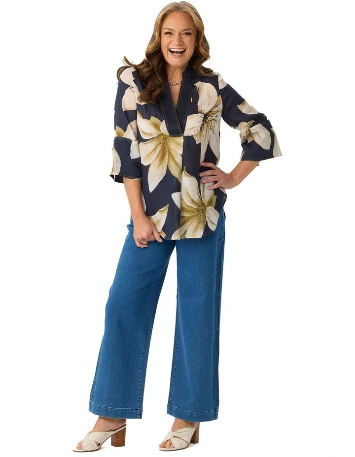 Lucia V-Neck 3/4 Sleeve Tunic Top in Blue image 4