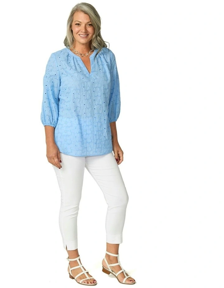 Canterbury 7/8 Basque Pocket Pant in White image 4