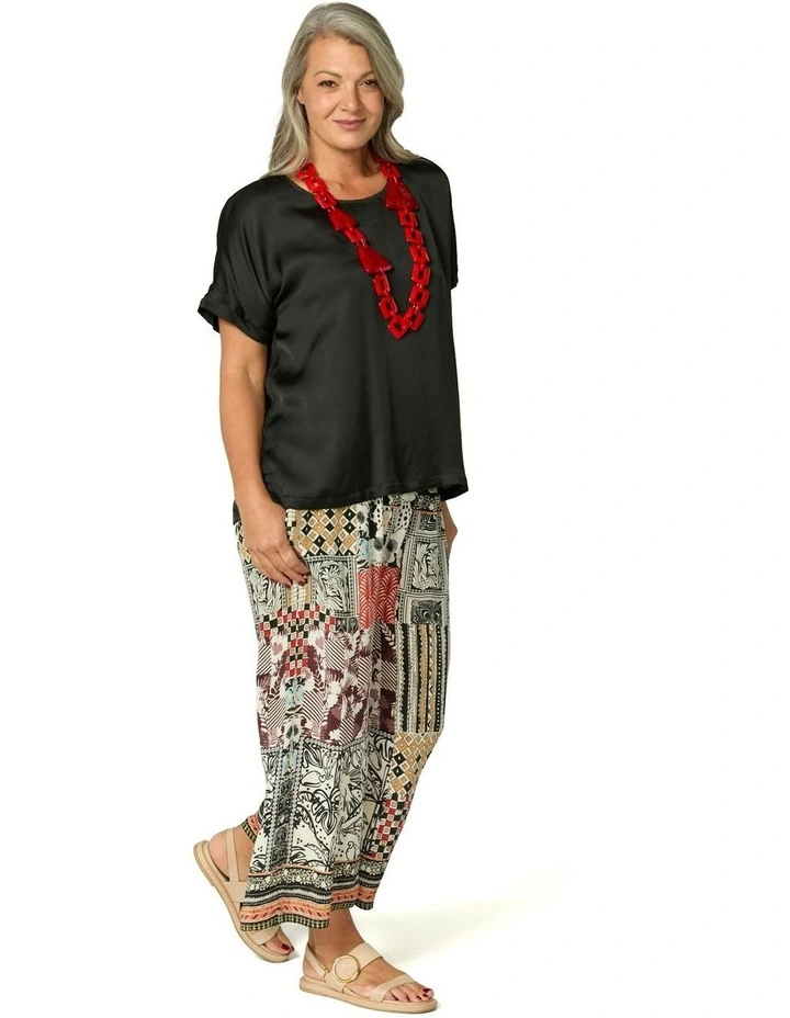 Brazil Extended Sleeve Top in Black image 4