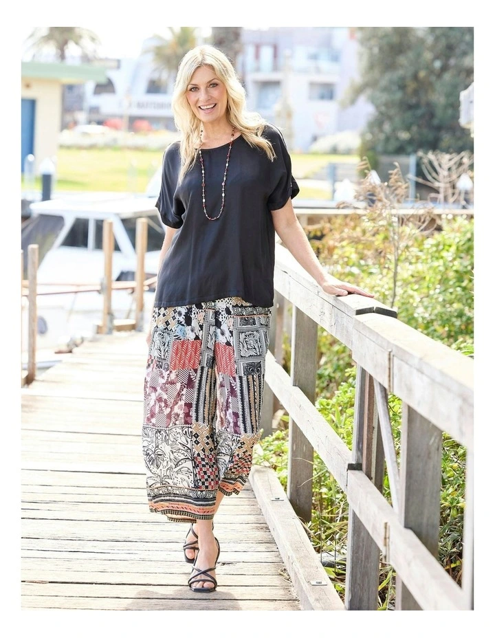 Brazil Extended Sleeve Top in Black image 5