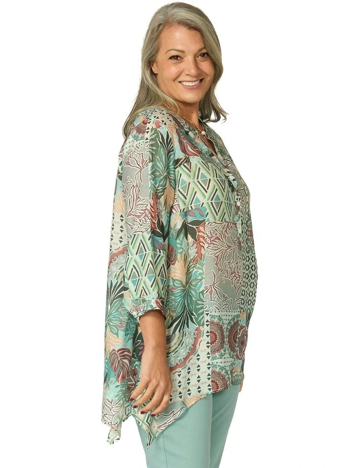 Zac 3/4 Sleeve Sharkbite Blouse in Multi image 3