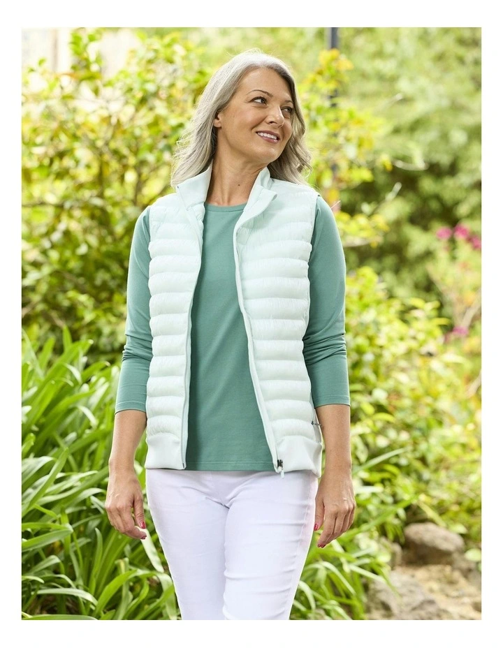 Hybrid Quilted Zip Vest image 5