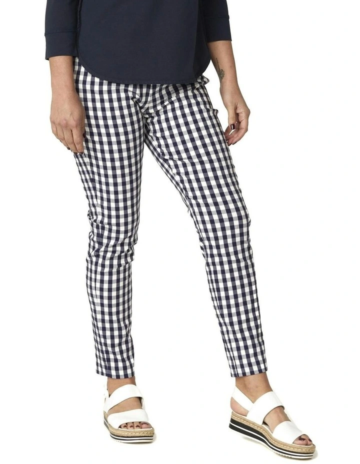 Baylee Stretch Pant 7/8 in Assorted image 1