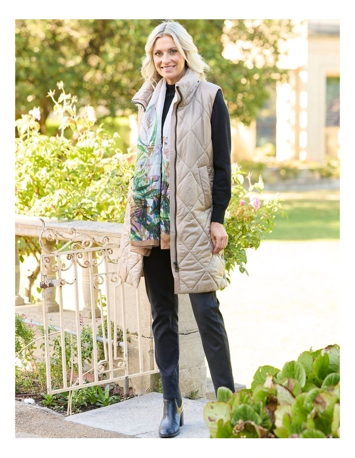 Lido Longline Puffer Vest in Vanilla image 7