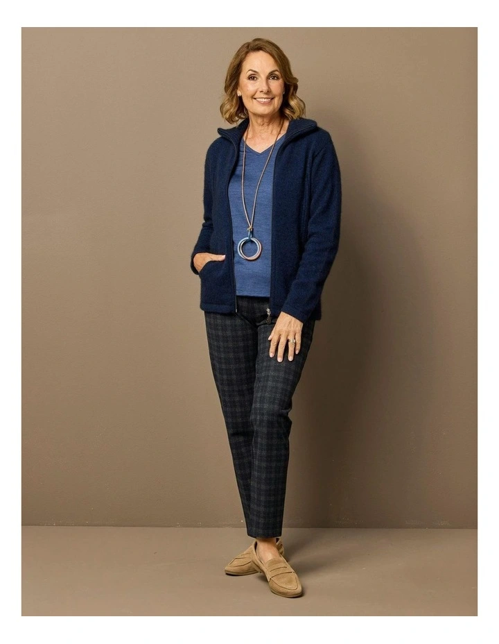 Hedrena V Neck Long Sleeve Top image 7