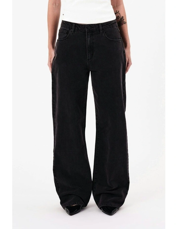 95 Mid Baggy Petite Heidi Jeans in Black image 4