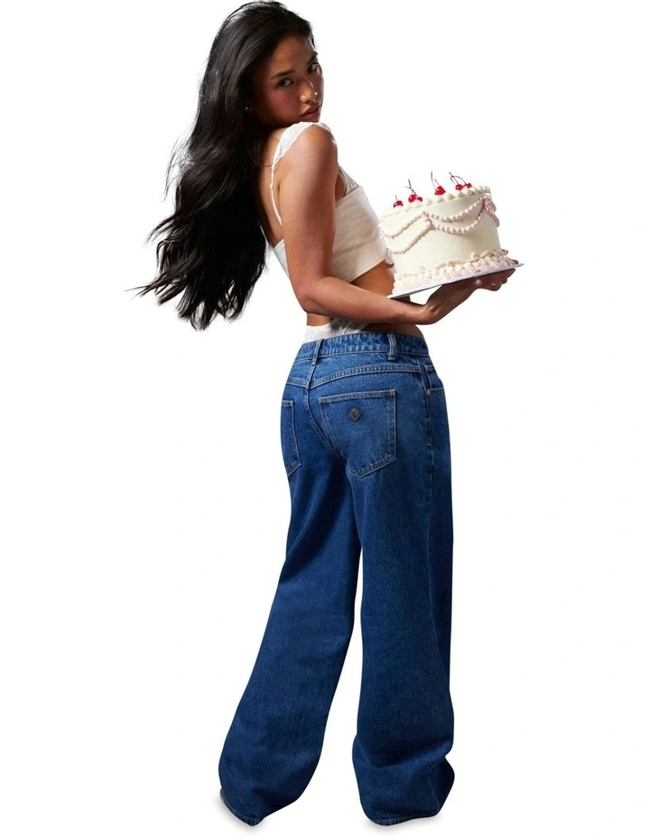 99 Low Baggy Petite Jeans in Blue image 7