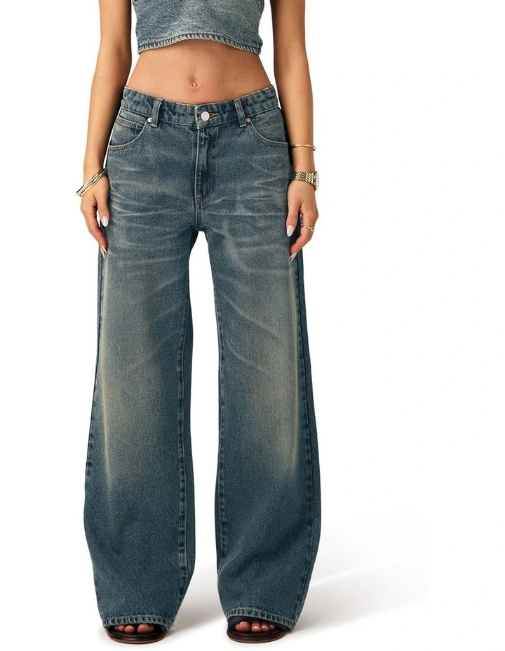 99 Low Baggy Petite Lindsey image 3