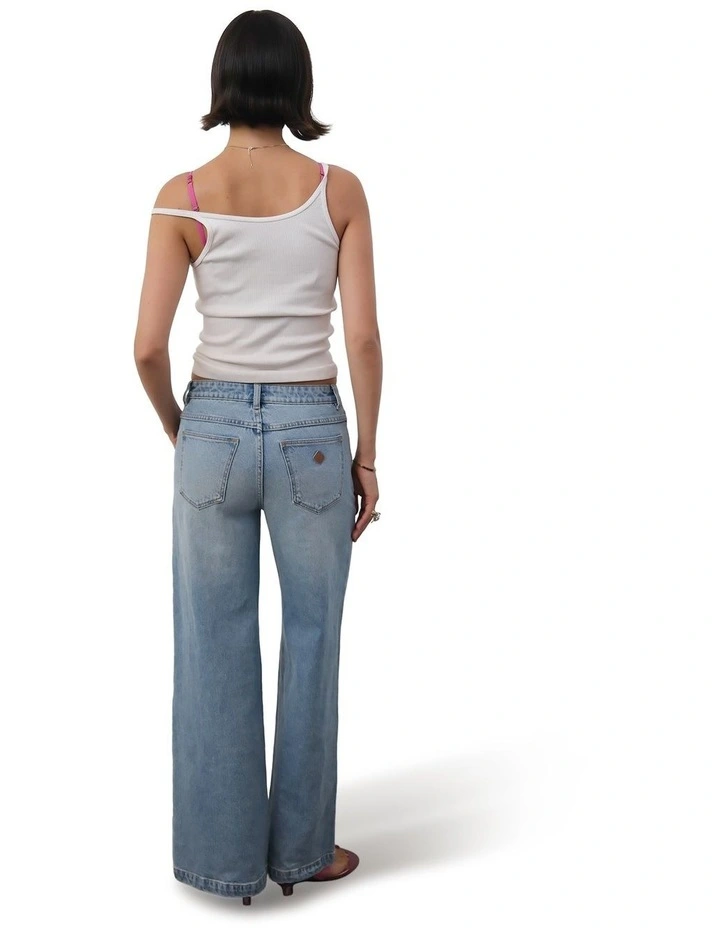 95 Mid & Wide Tall Stevie Jeans in Blue image 2