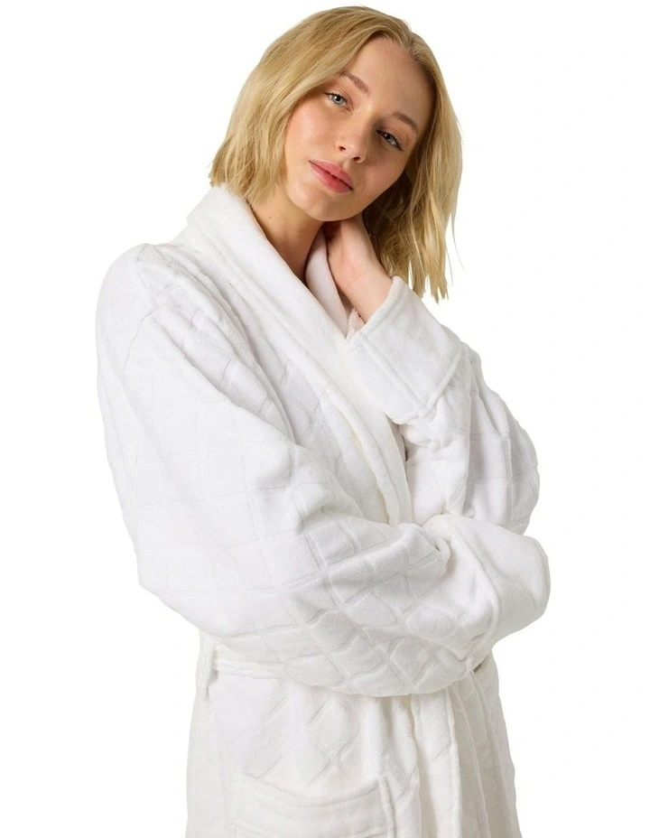 The Wanderluxe Robe in White image 4