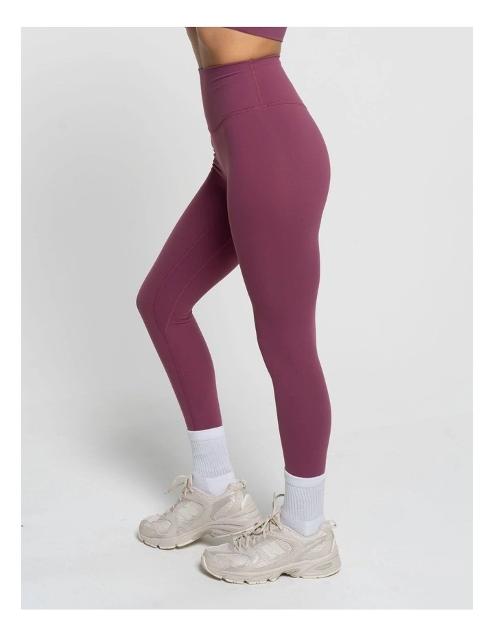 Staple Full Length Legging 2.0 in Merlot image 3