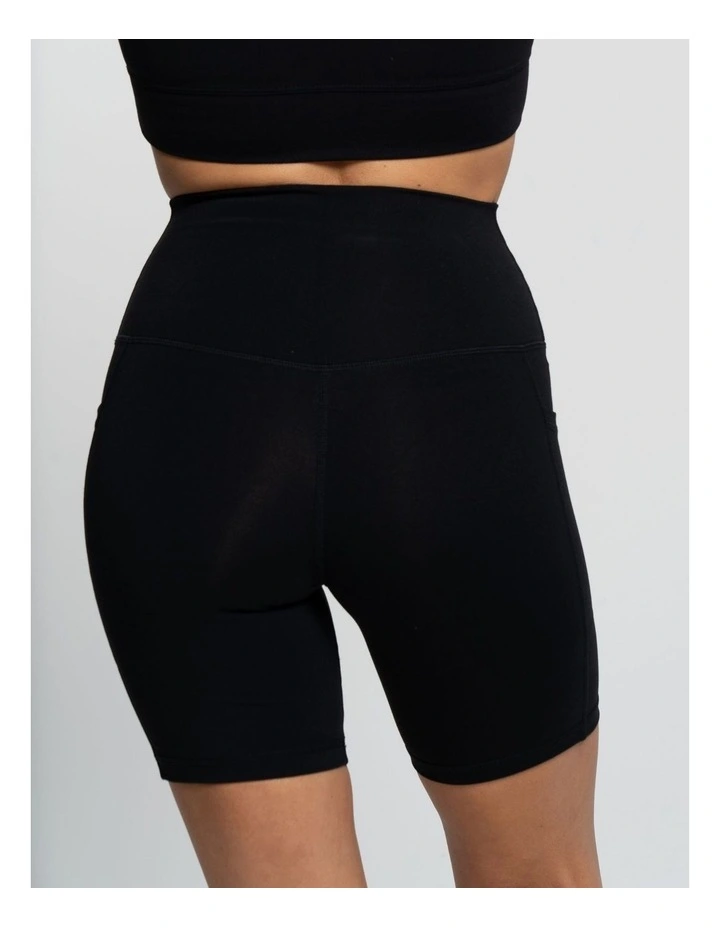 Bike Short 2.0 in Onyx image 2