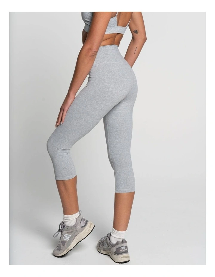 Hi-Rise 7/8 Legging in Stone image 3