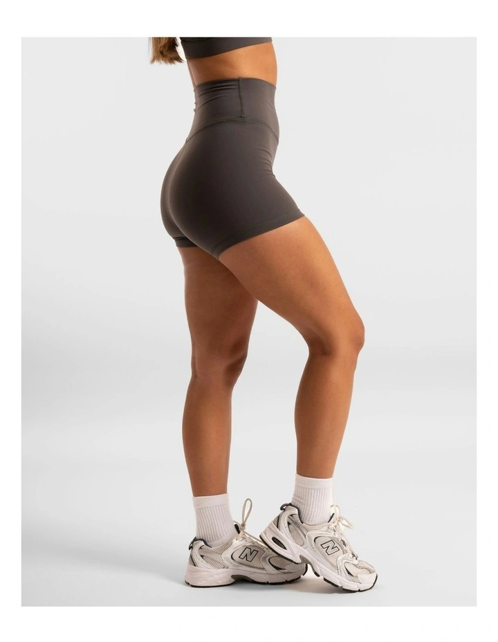 High Rise Shorts 2.0 in Charcoal image 2
