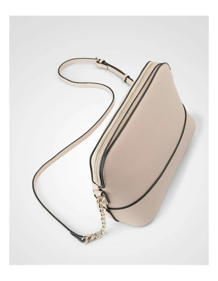 Salli Curve Zip Top Crossbody Bag in Beige image 4