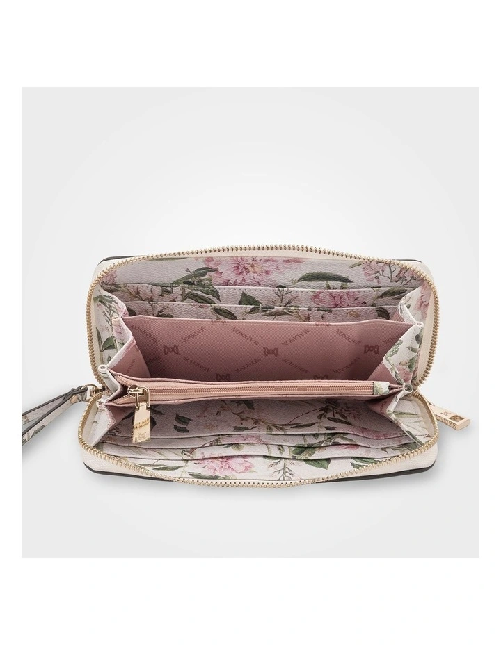 Harlow Zip around Clutch Wallet with Detachable Wrist Strap image 5