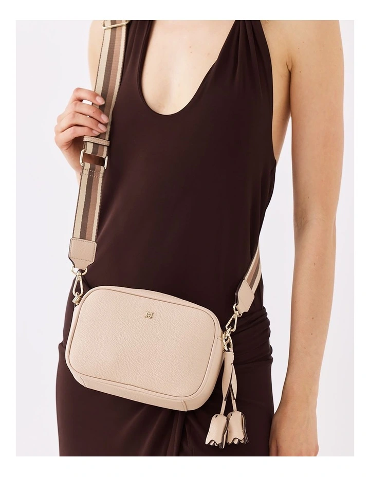 Flower And Leaf Bag Charm in Beige image 3