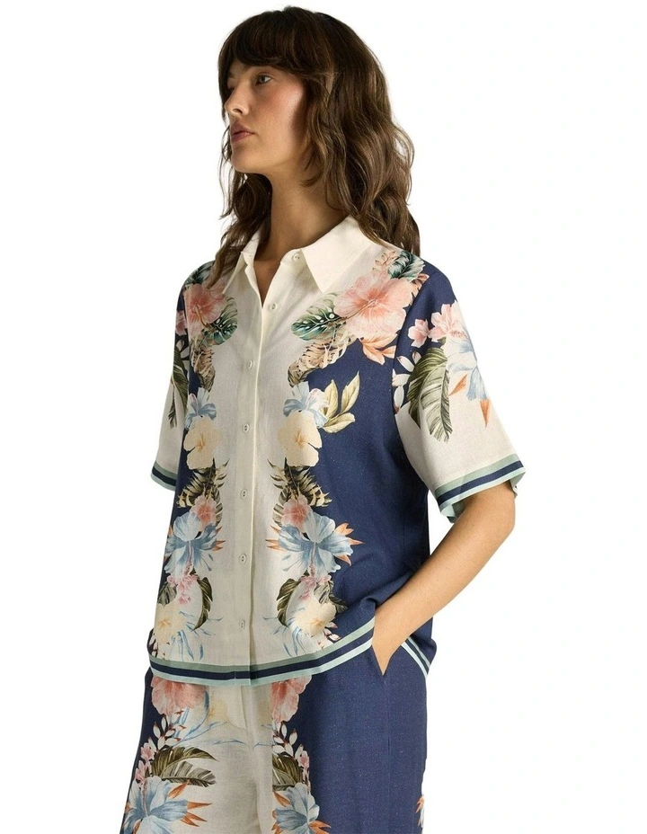 Solara Placement Print Collared Shirt in Navy Print image 7