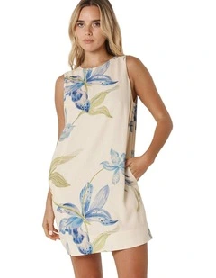 Anthea Shift Dress in White Floral