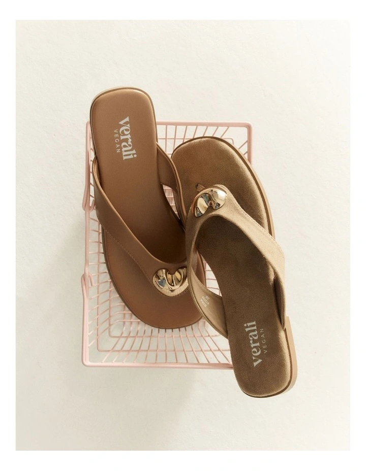 Sara Casual Thongs in Taupe Micro image 2