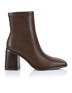 Lively Stretch Ankle Boots in Chocolate
