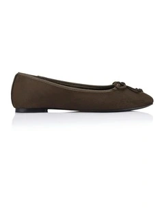 Eugenie Ballet Flats in Chocolate