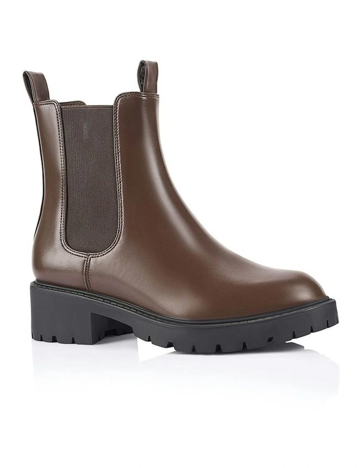 Jace Chelsea Combat Boots in Chocolate Brown image 2