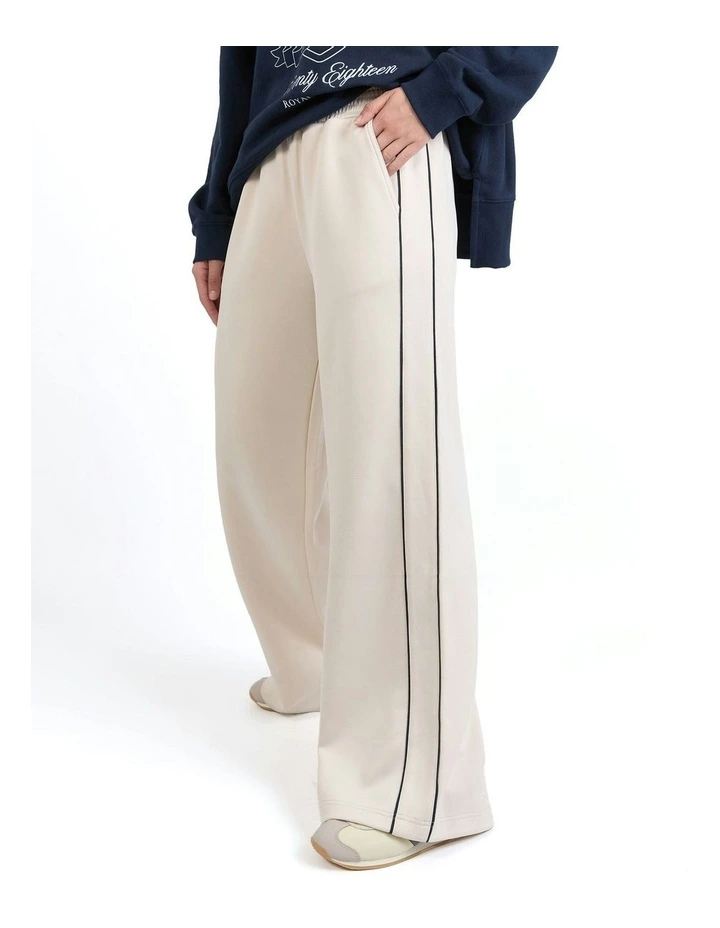 Traveller Pant in Bone image 3