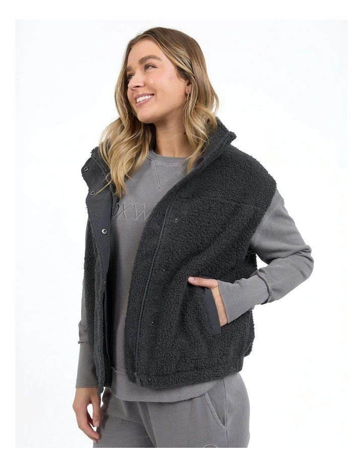 Cliff Hanger Vest in Grey image 3