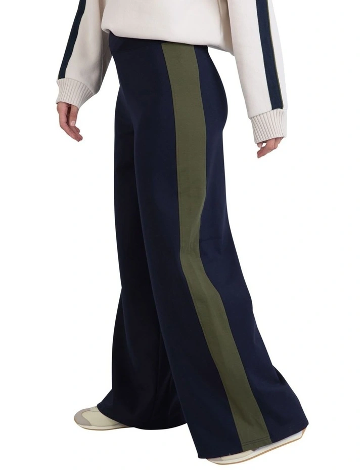Juno Pant in Navy With Green image 4