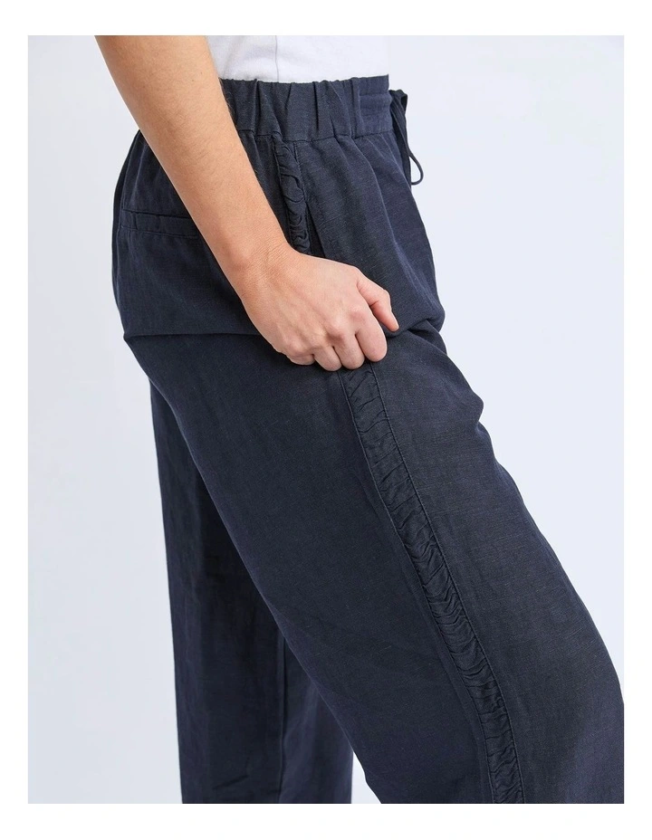 South Pant in Navy image 4