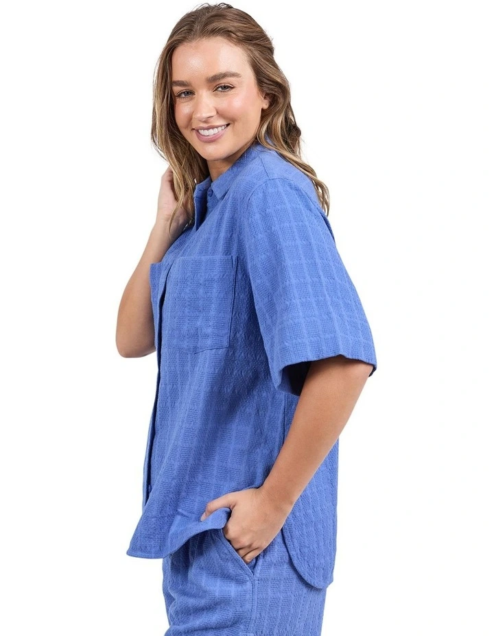 Getaway Shirt in Blue image 4