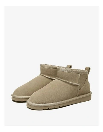 Julia Cow Suede Boots in Light Brown