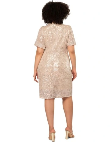Cocktail Queen Sequin Mini Dress in Champagne