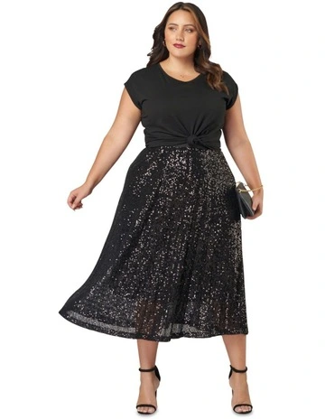 Sure Thing Sequin Skirt in Black