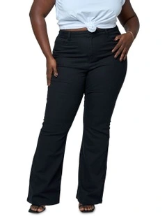 Sloane Bootleg Jean in Black