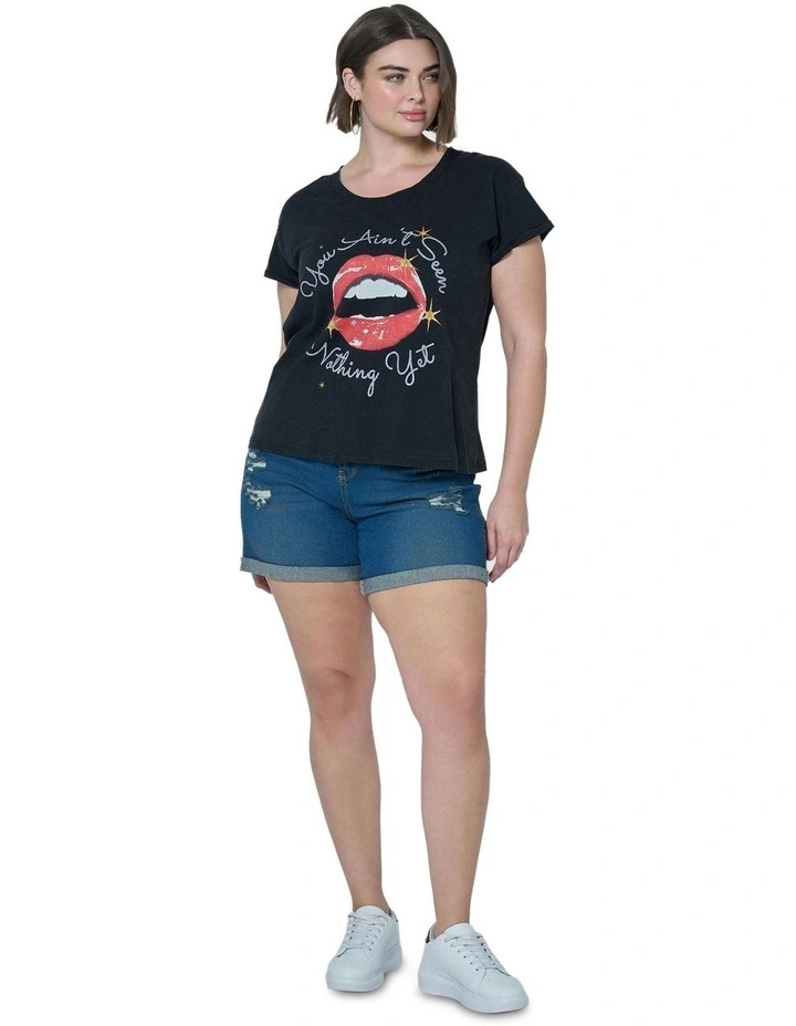 You Aint Seen Nothing Tee in Black image 4