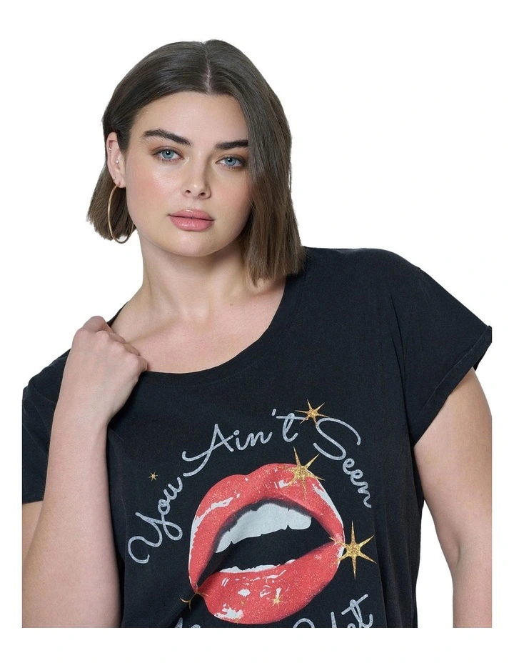 You Aint Seen Nothing Tee in Black image 6