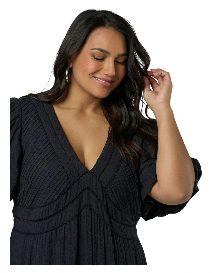 Abigale Maxi Dress in Black image 6