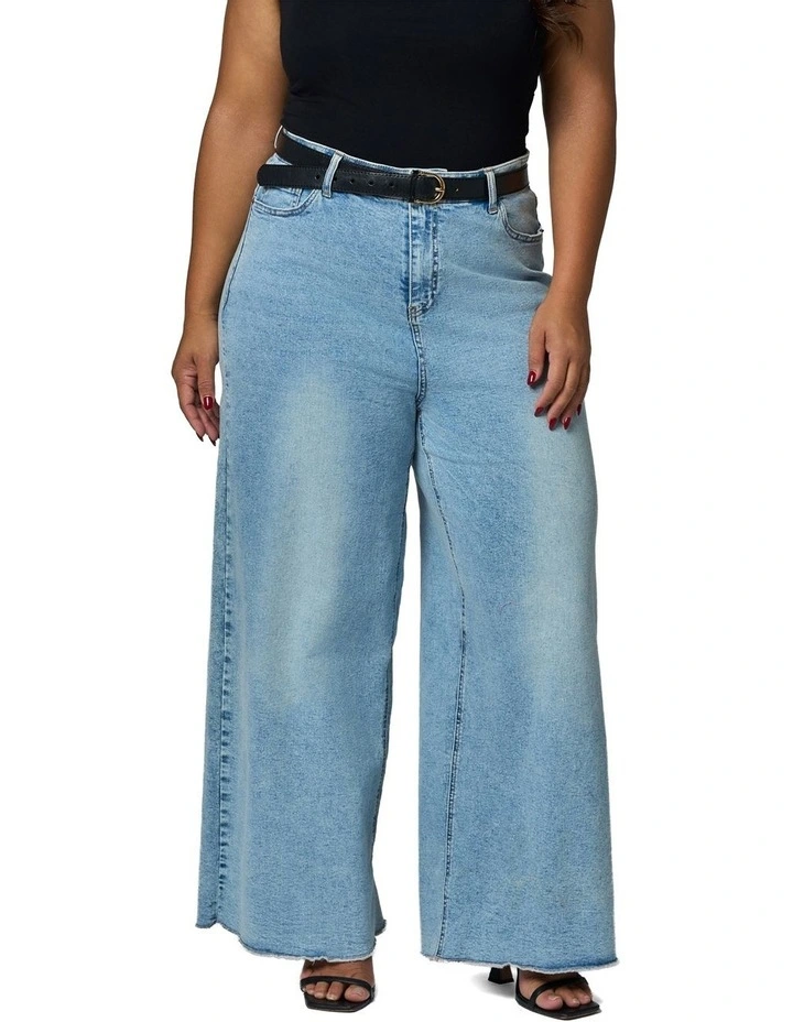 Burnt Halo Flare Jeans in Denim image 4