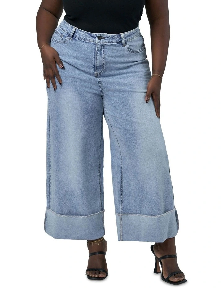 Burnt Halo Flare Jeans in Denim image 7