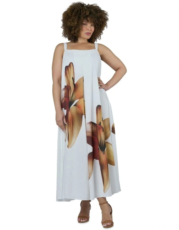 Emmeline Maxi Dress in White image 4