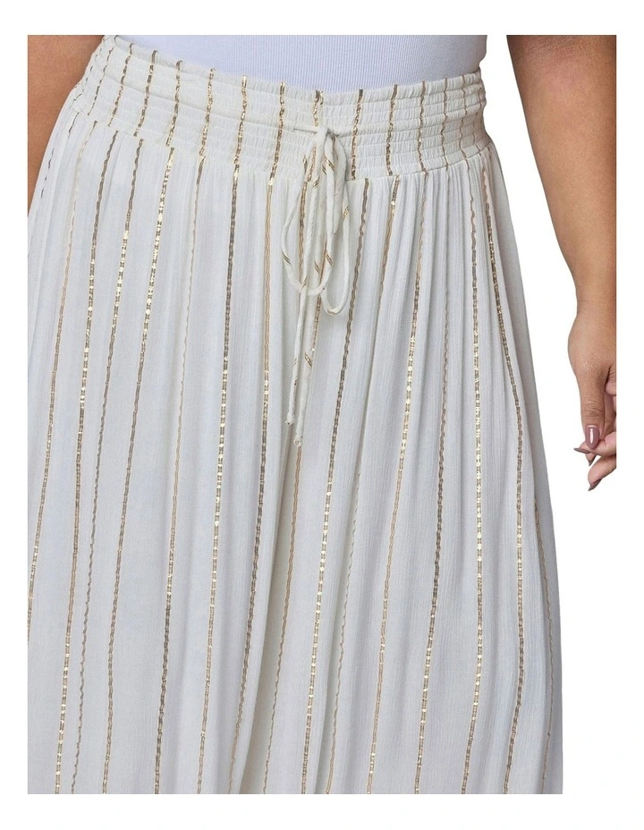 Eclectic Wide Leg Pant in Cream image 6
