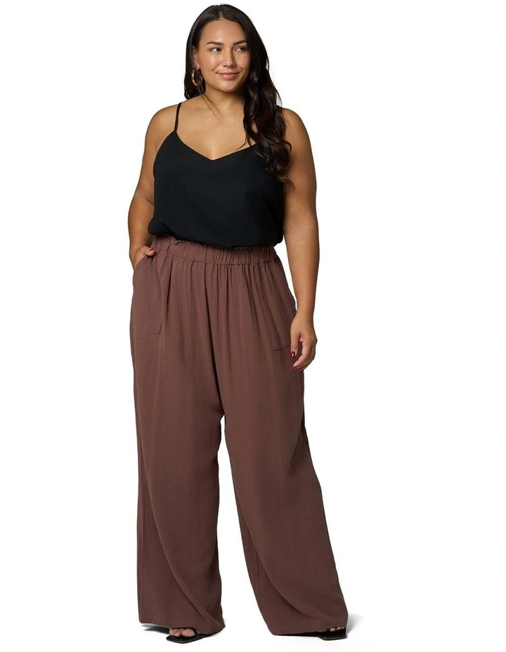 Sunday Linen Pants in Brown image 1