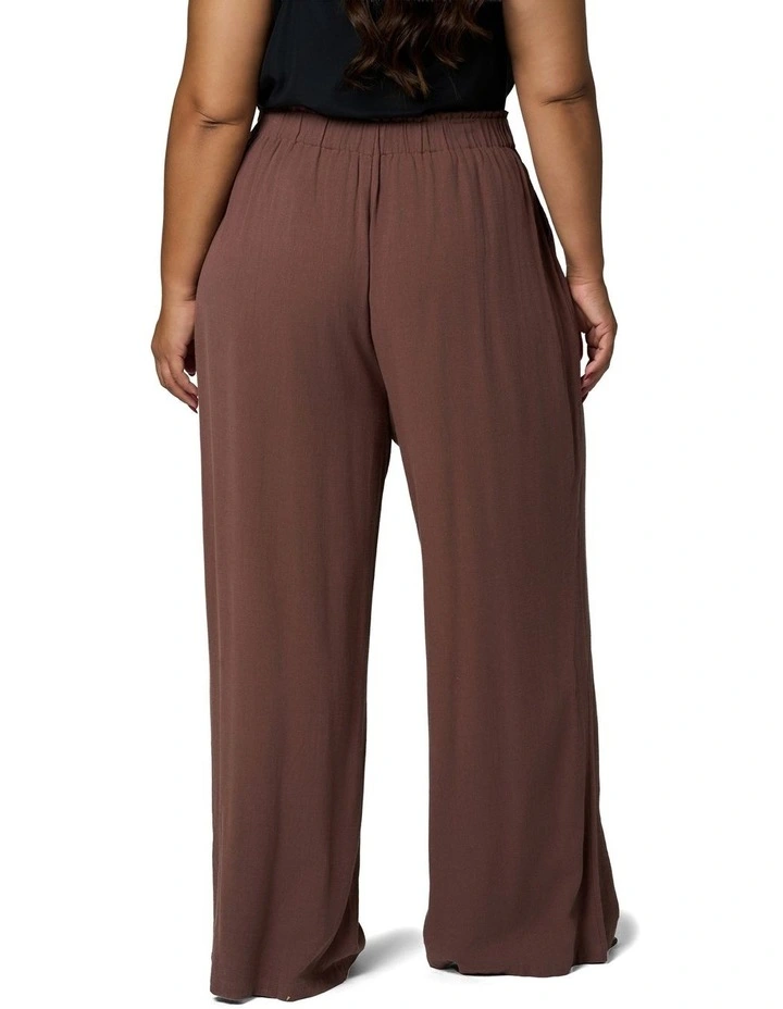 Sunday Linen Pants in Brown image 2