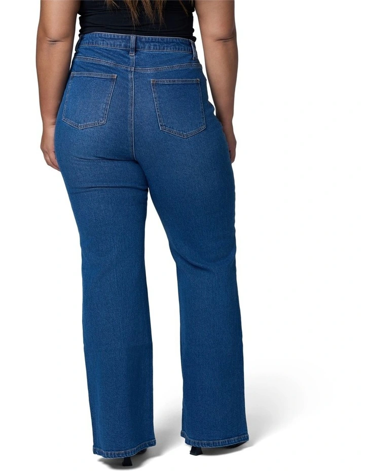 Maddie Bootleg Jean in Blue image 2