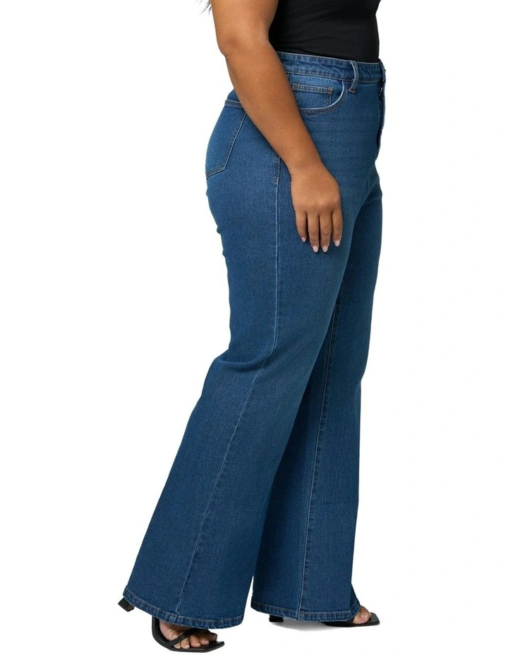 Maddie Bootleg Jean in Blue image 3