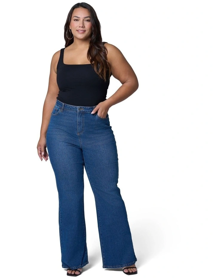 Maddie Bootleg Jean in Blue image 4