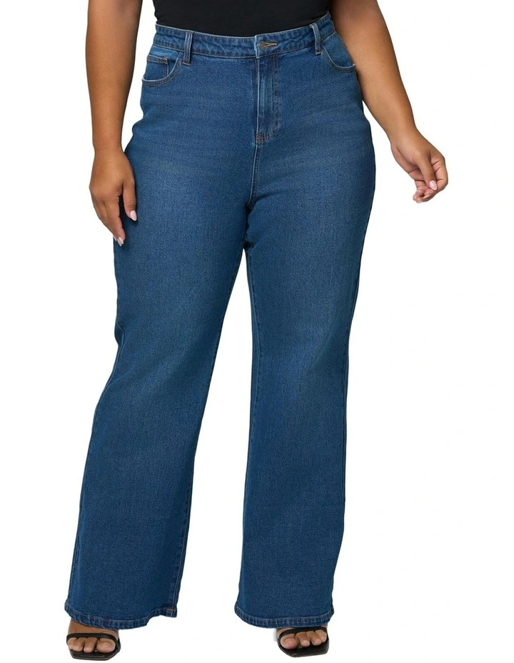 Maddie Bootleg Jean in Blue image 5